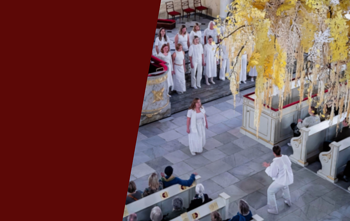LUCIA & MULLED WINE IN THE COURTYARD / CHOIR CONCERT WITH LYDMUR 