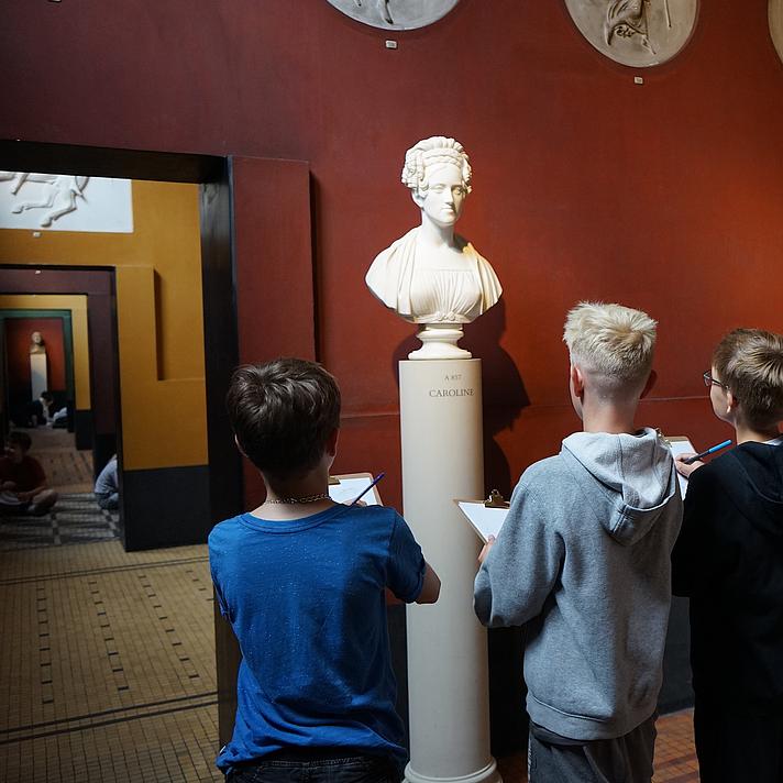 Skulptur, portræt og tegneøvelser